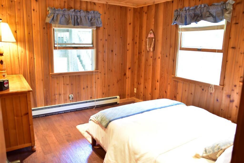 Quiet And Comfy 3Bed/2Bath - Chalet With Hot Tub. Cedar Ngoại thất bức ảnh