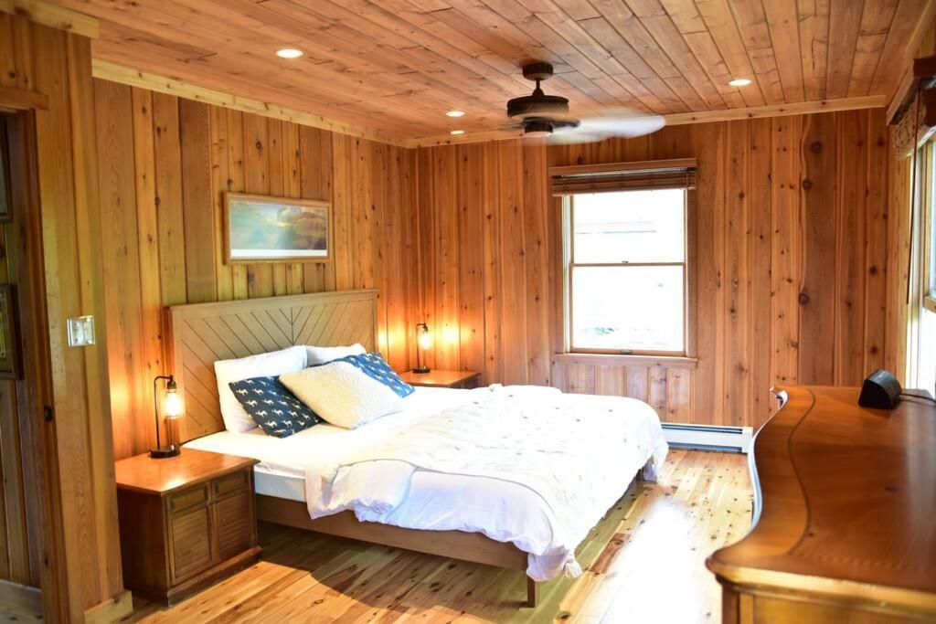 Quiet And Comfy 3Bed/2Bath - Chalet With Hot Tub. Cedar Ngoại thất bức ảnh