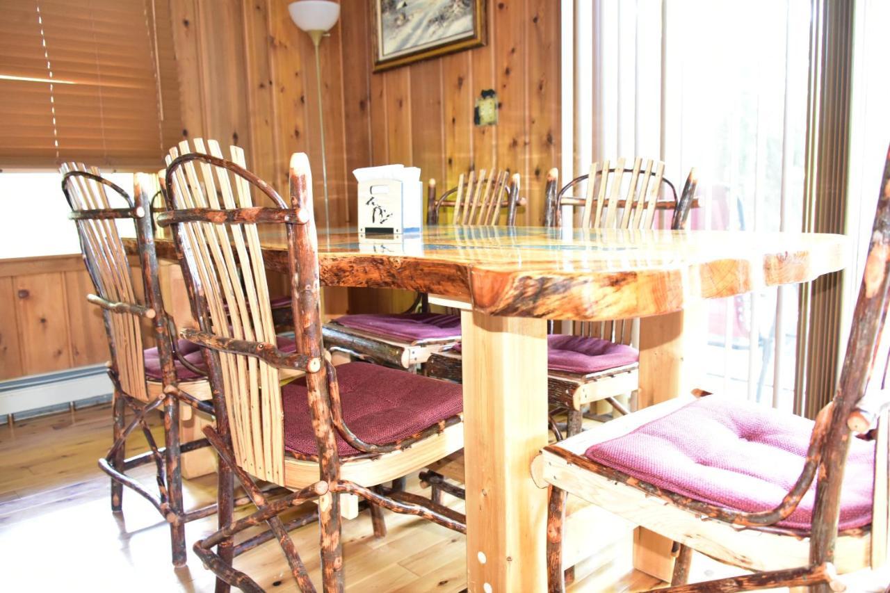 Quiet And Comfy 3Bed/2Bath - Chalet With Hot Tub. Cedar Ngoại thất bức ảnh